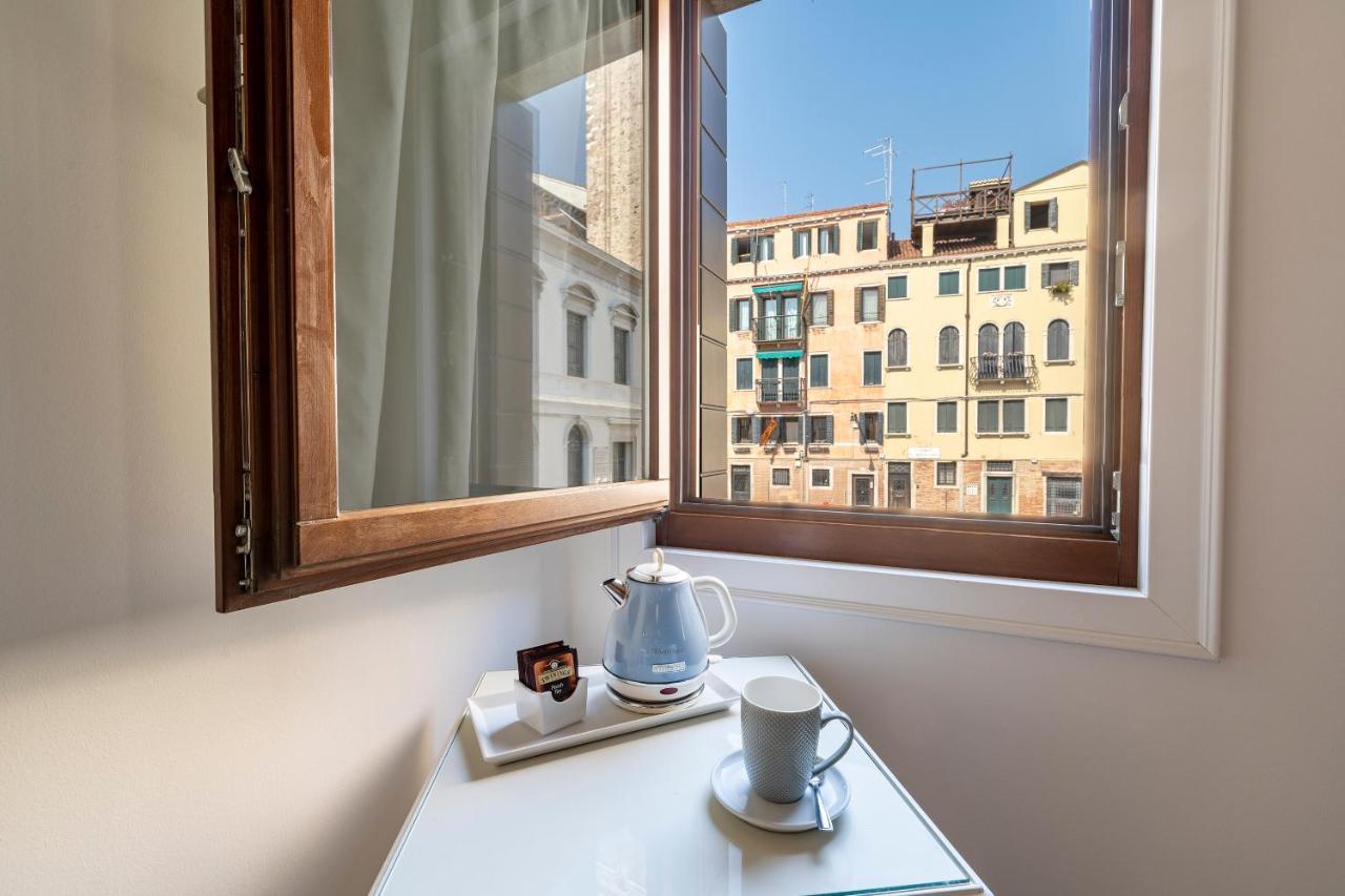 Residenza San Silvestro Hotel Венеция Екстериор снимка