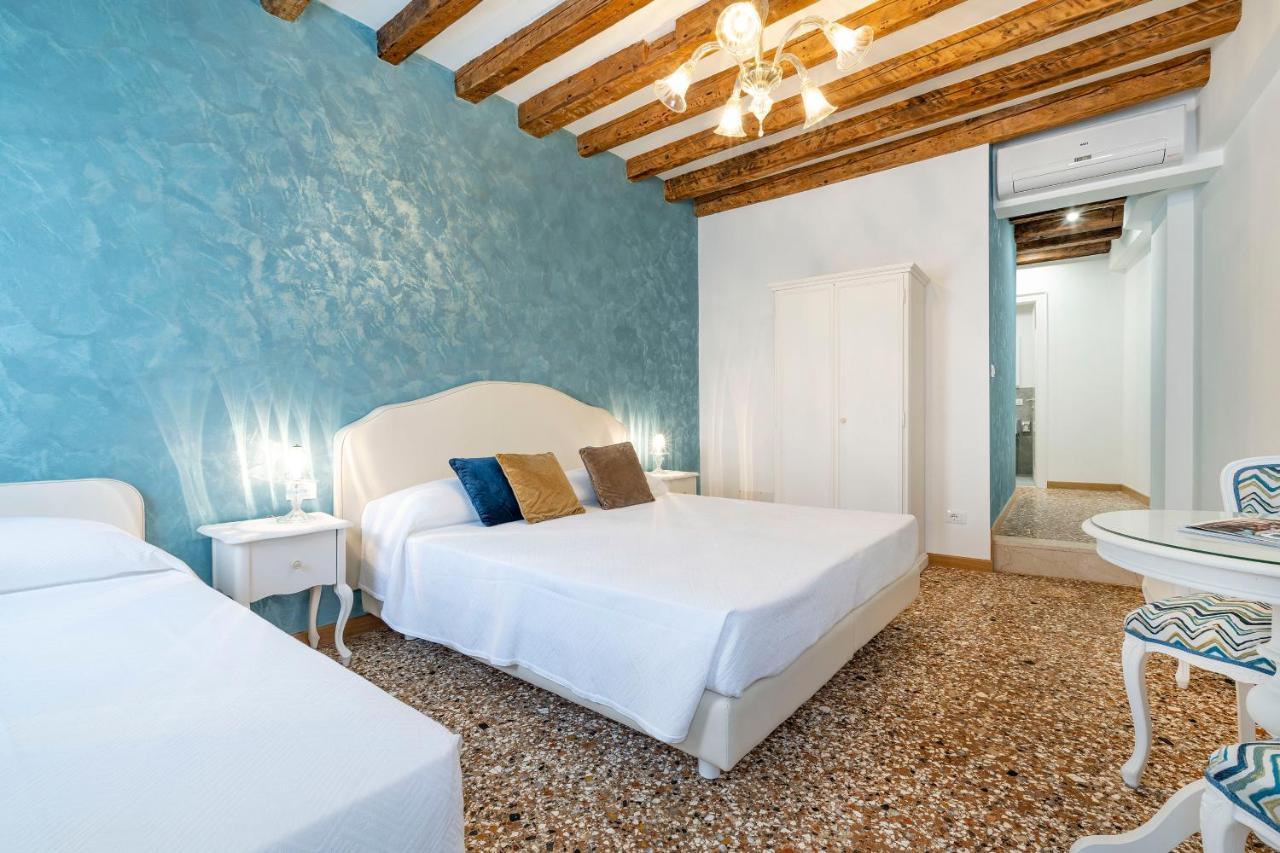Residenza San Silvestro Hotel Венеция Екстериор снимка