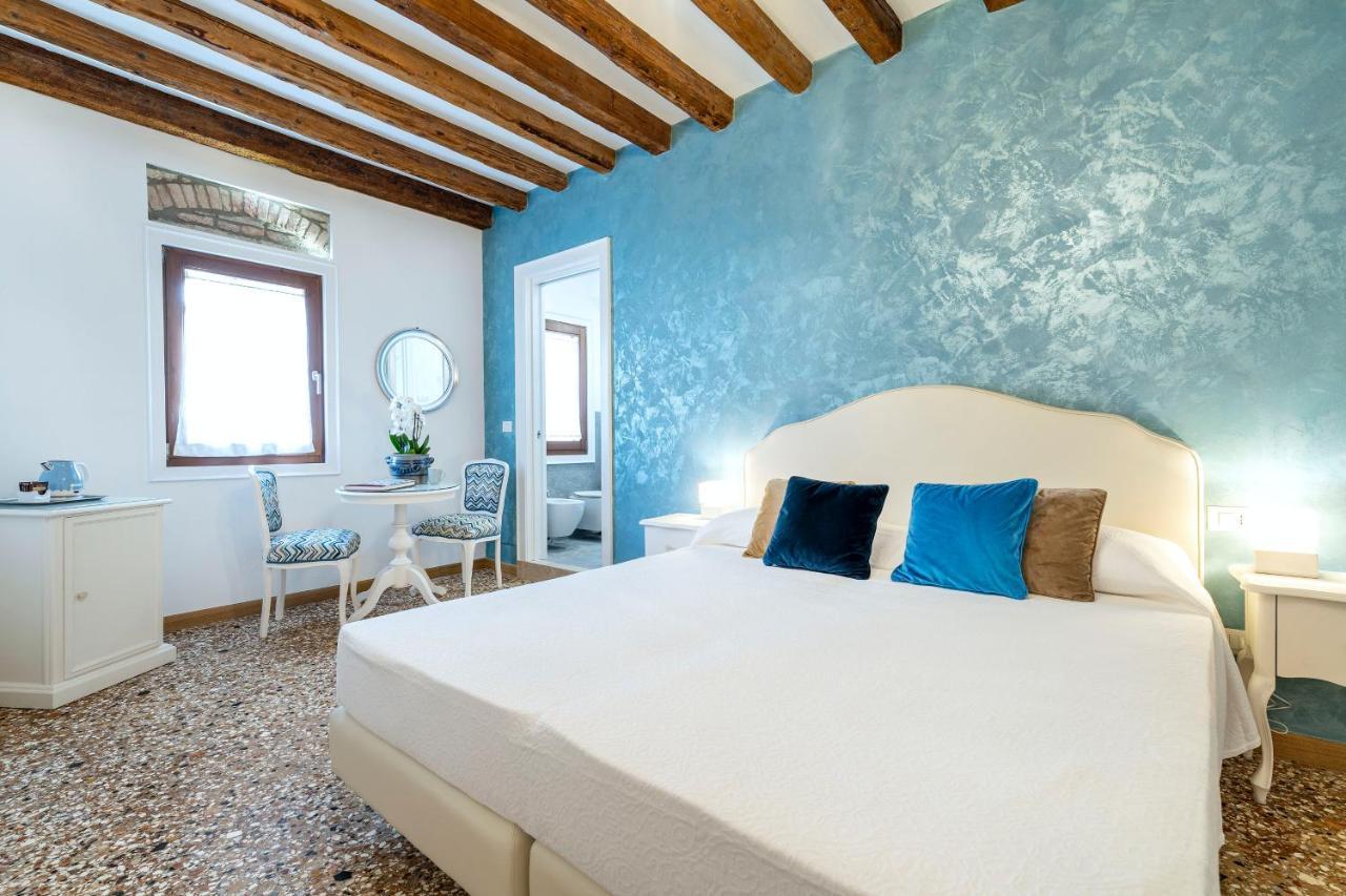 Residenza San Silvestro Hotel Венеция Екстериор снимка